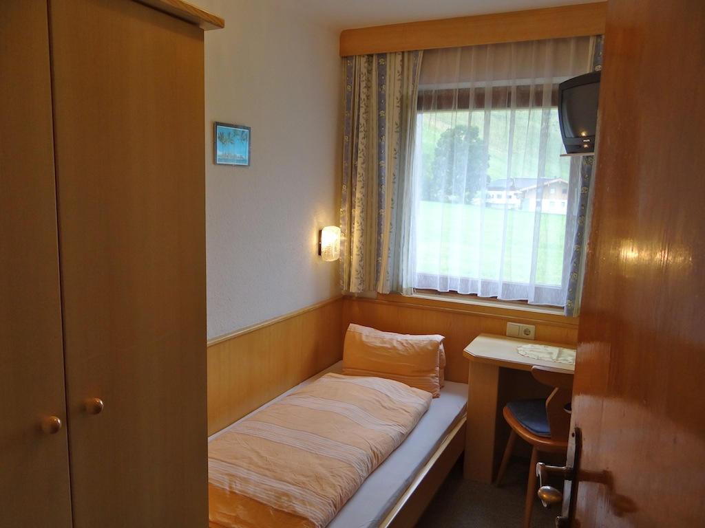 Ski&Bike Pension Maria Saalbach-Hinterglemm Bagian luar foto